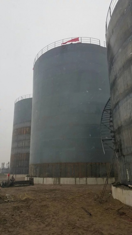 3000立方储罐施工现场