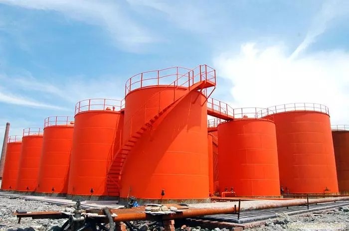 济宁大地油罐储罐化工储罐可生产1-30万大型储罐